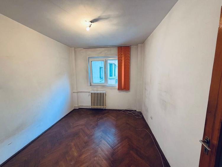 Apartament 4 camere | Calea Moșilor | Oportunitate excelentă