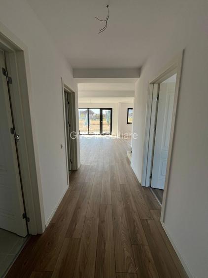 Vila pentru cei care vor spațiu, natură și acces rapid către București - 15