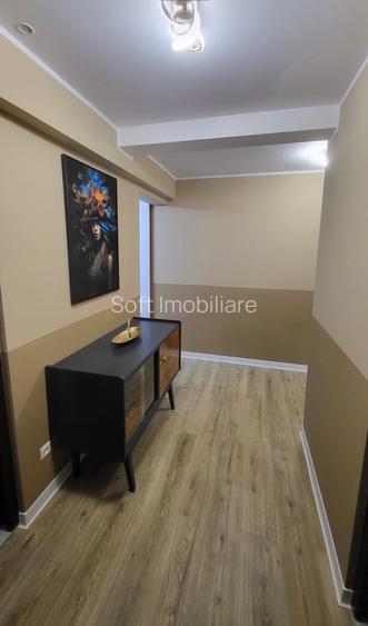 2 camere zona Centru preț 650 euro - 4