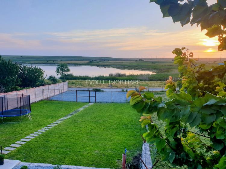 Pensiune turistica de vanzare in Corbu vedere lac afacere la cheie - 49