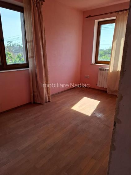 VILA S+P+E+M  cu SPATIU COMERCIAL  central in Nadlac - 14