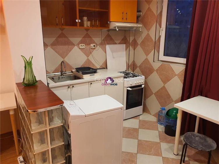 Inchiriere garsoniera Teiul Doamnei – Colentina - 5