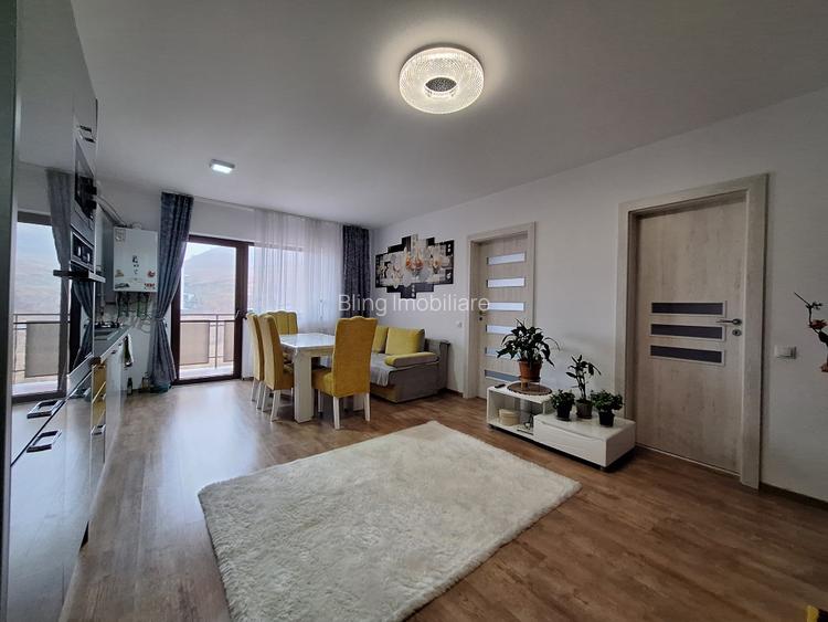 Apartament cu 3 camere, balcon, zona Stejarului - 2