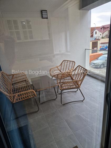Apartament mobilat nou zona Coresi - 10