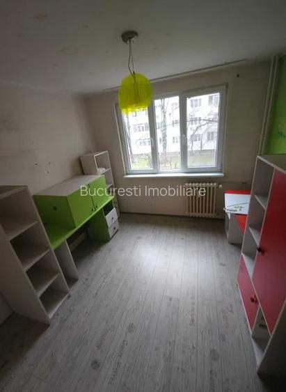 TITAN 1 Decembrie metrou etajul 1/4 DECOMANDAT,LIBER! - 6