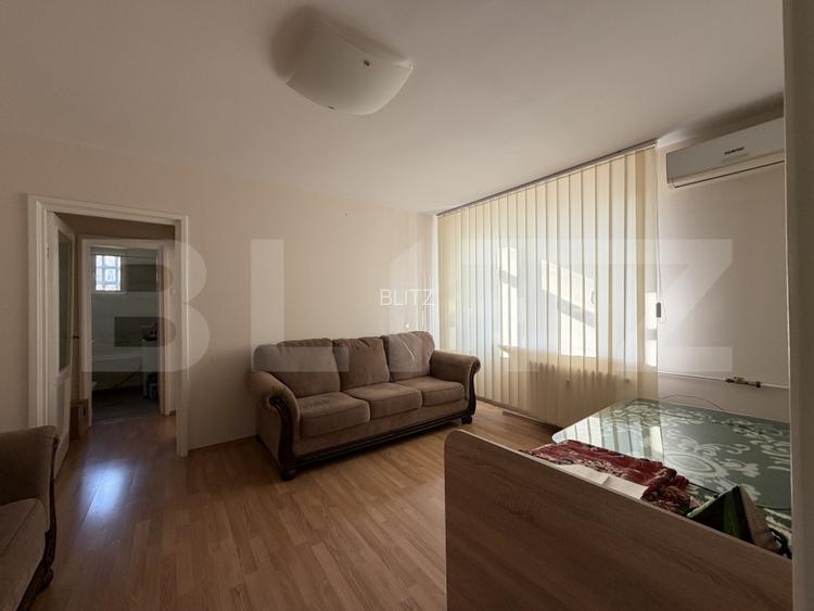 Apartament 2 camere, et. 1, Calea Severinului/ Scoala Decebal - 4