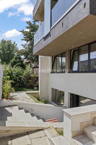 Cladire cu 5 apartamente de vanzare - 18
