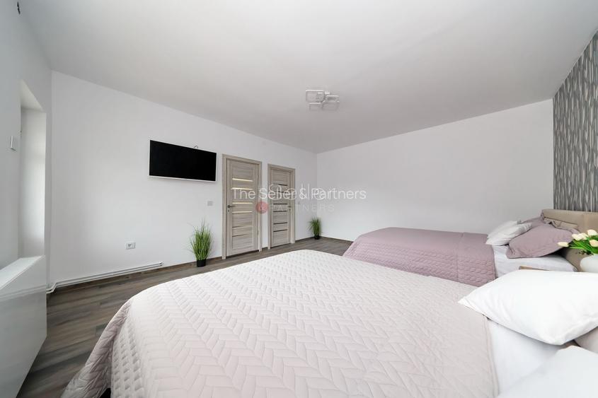 Proximitate imediata fata de Castelul Bran - 27