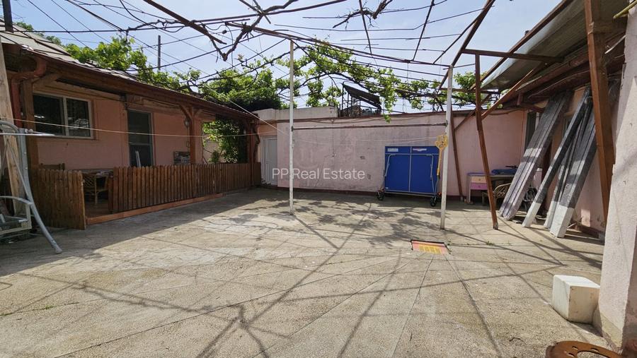 Faleza Nord - strada Unirii - teren 986 mp + casa (langa Scoala Colibri) - 5