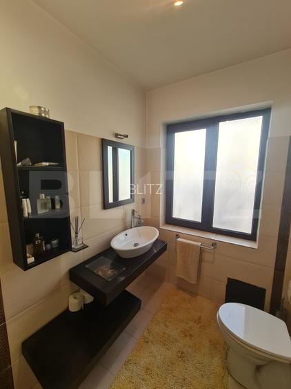 Casa individuala, 4 camere, 219 mp, 520 mp de teren, zona cu acces restrictionat - 10