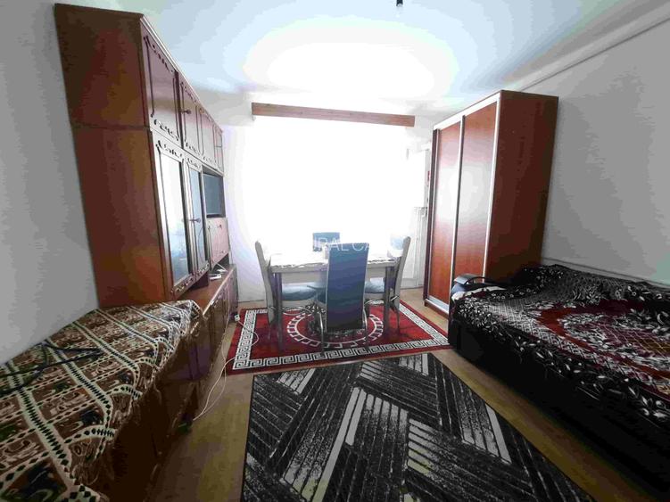 Garsoniera la bloc, Cartier Lazaret - 5