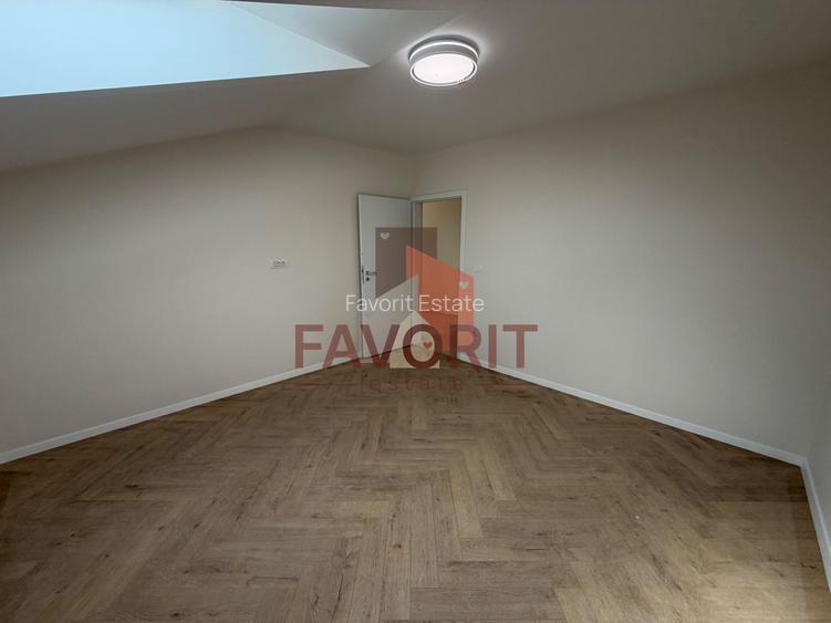 NOU. Disponibil imediat. Decomandat. Zona Soarelui - 13