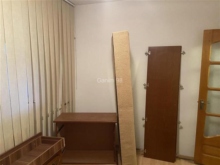 Apartament 3 camere , zona cartier Sud , et 2 4, decomandat,54 mp, imbunatatit , - 5