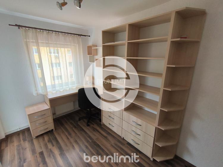 Apartament 4 camere -70 mp  decomandat - Vasile Aron - 8