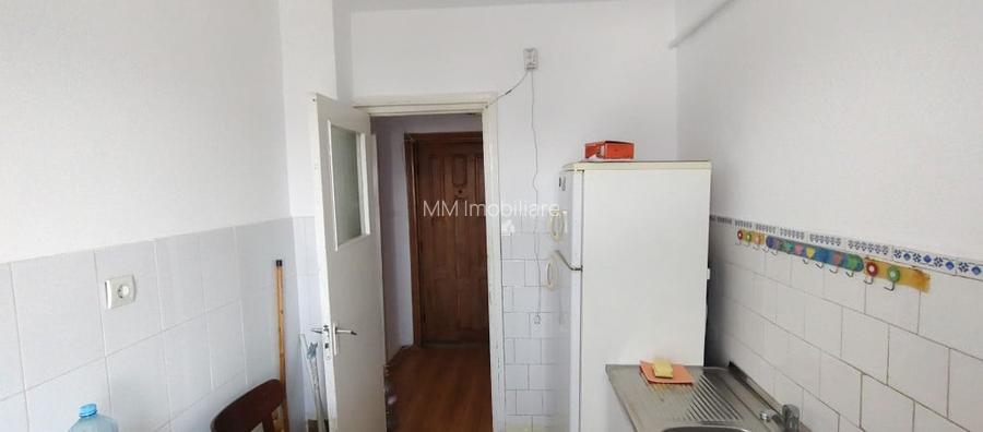 Apartament 2 camere,D, etaj 8 cu lift nou,zona centrala_Liceu Eminescu - 9