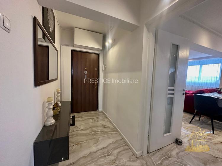 Apartament cu 3 camere spatios in bloc tip B , zona Rogerius - Oradea  - 16