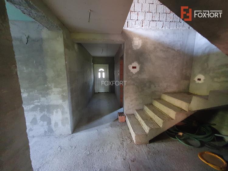 Casa individuala cu 5 camere si 2 bai, Central - Jebel - 14