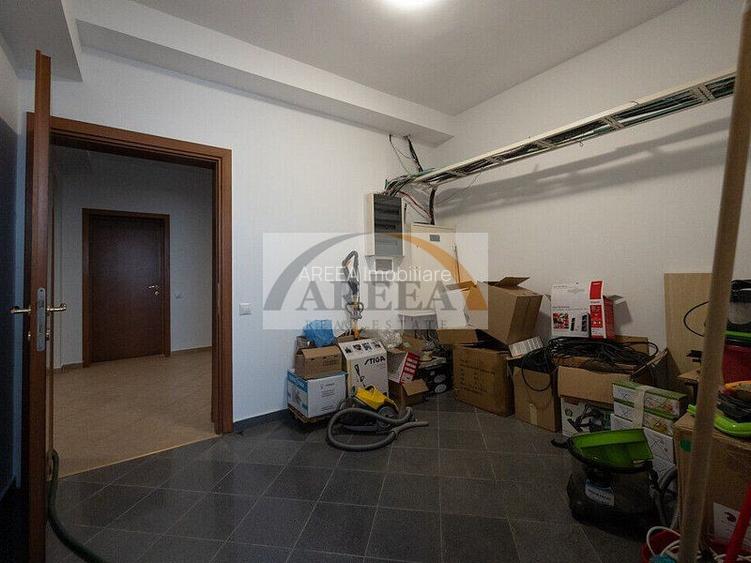 Vila cu 750 mp utili si teren de 1.480 mp in Erou Iancu Nicolae - 40