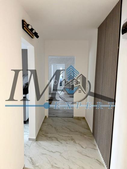 Apartament finisat cu 3 camere de vânzare în zona Cetate {Piata) - 5