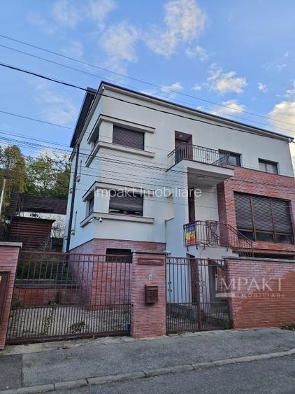 Inchiriez casa in cartier Gruia, pretabil locuinta, sediu firma, clinica, etc - 2