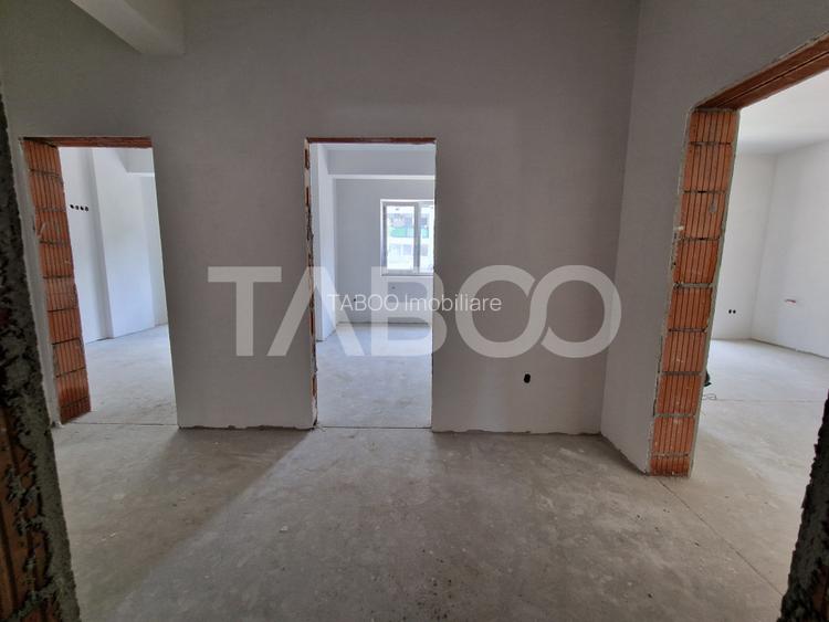 Apartament 2 camere 64 mpu decomandat 2 balcoane 12 mp Rahovei Sibiu - 7