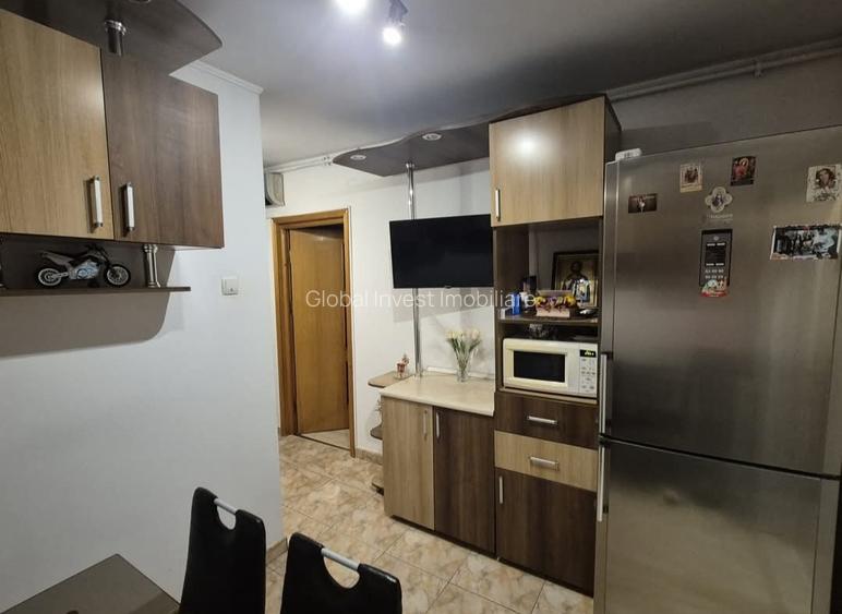 Apartament 3 camere, 2 gr sanitare, etaj 2/4 cu îmbunătățiri recente - 5