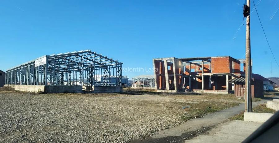 Teren cu constructii giratoriu Oradea(Osorhei)-Cluj, 7010 mp, 141 € /mp - 4