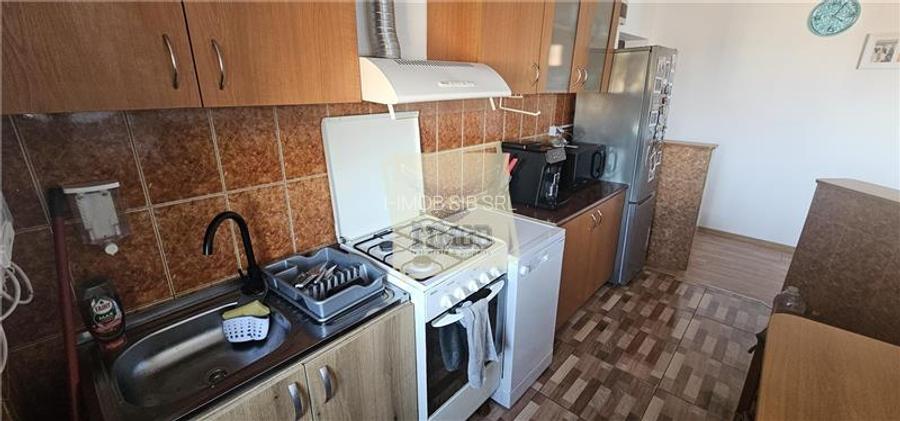 Apartament 3 camere 2 bai 2 balcoane zona Terezian - 8