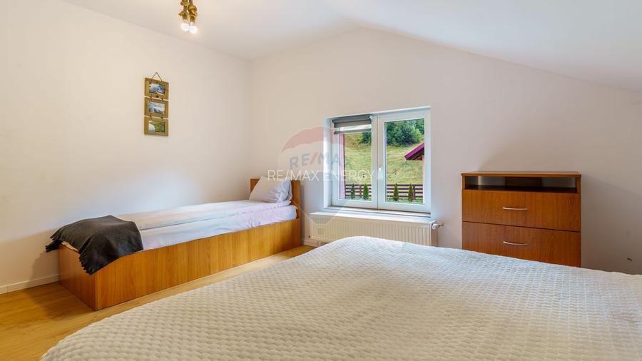 Cabana de vânzare –Mărișel, 10 camere, terasa 41mp, piscină, ciubăr - 26