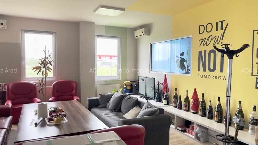 Cladire birouri cu parcari in incinta privata - 6