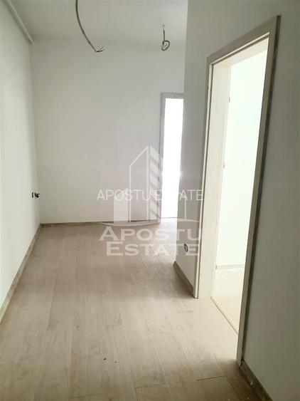 Apartament spatios cu 2 camere etaj intermediar in spate la hotel IQ - 4