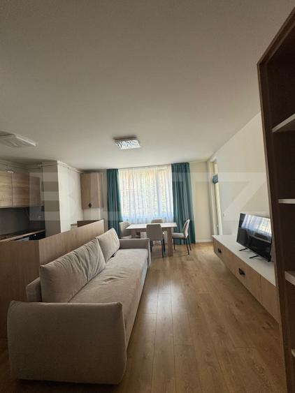 Apartament 3 camere, 65 mp, parcare, zona Plopilor, totul nou , prima inchiriere