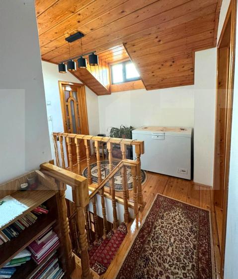 Apartament spațios cu 6 camere – zonă Centrală