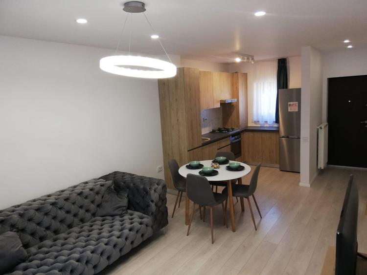 Prelungirea Ghencea - Vilă 3 camere, curte, mobilată, utilată. centrală proprie
