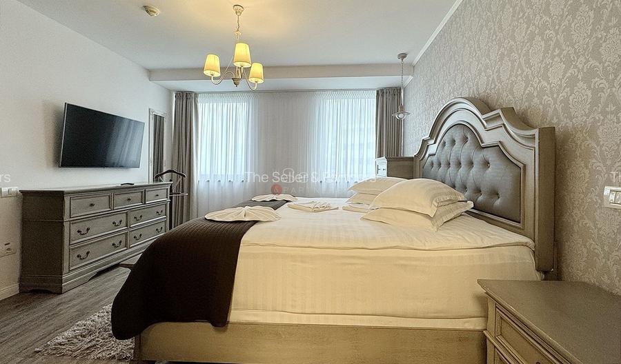 Penthouse generos cu priveliste spre Masivul Postavarul - 10