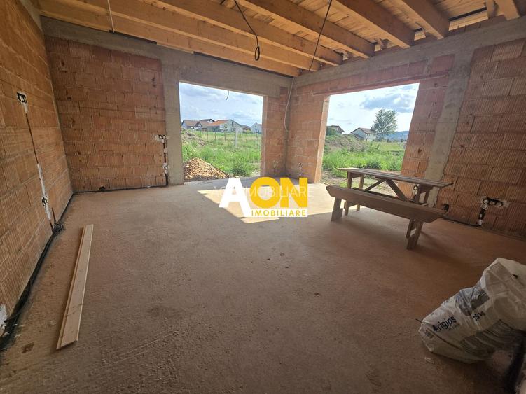 Casa Individuala 4 Camere, 2 Bai, 400mp Teren - 3