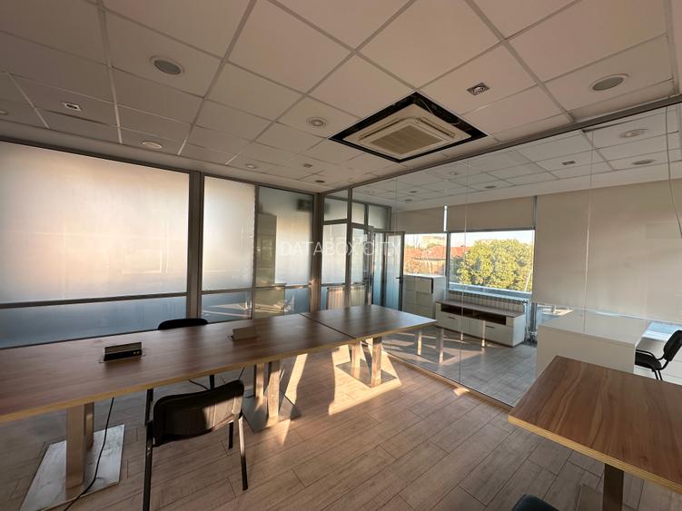 Proprietar,inchiriez  spatiu comercial deosebit,ultracentral 100 mp -vitrina270` - 8