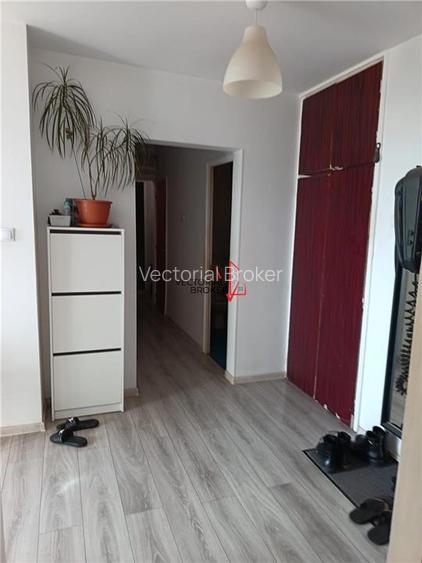 12 min Metrou OBOR, decomandat, bloc 1985, reabilitat- Tei Otesani - 3