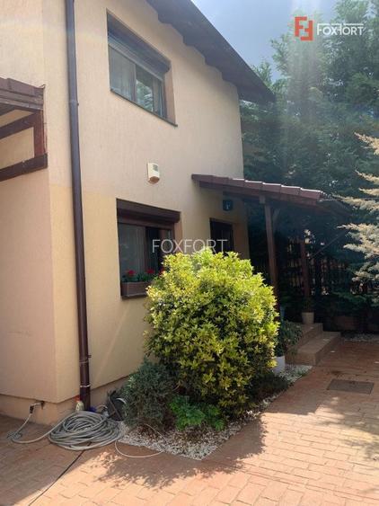 Casa individuala cu 6 camere si piscina, zona Dumbravita  - 5