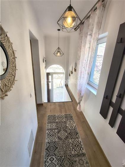 Casa renovata cu 4 camere si 2 bai in Gura Raului judet Sibiu - 22
