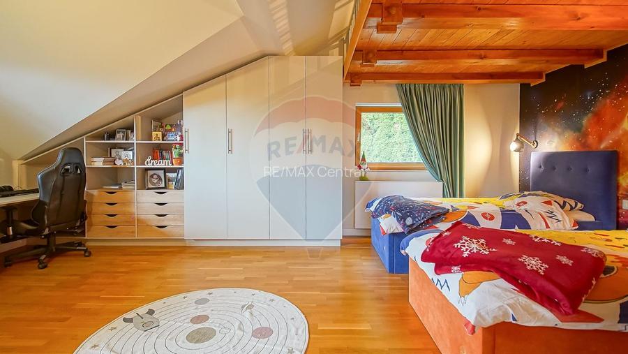 Vila moderna cu vedere spre padure Poiana Angelescu - 15