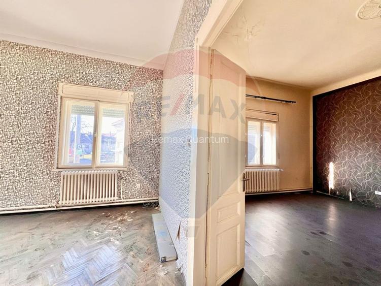 De vânzare casă cu 4 camere, Ultracentral, str Mihai Eminescu - 3