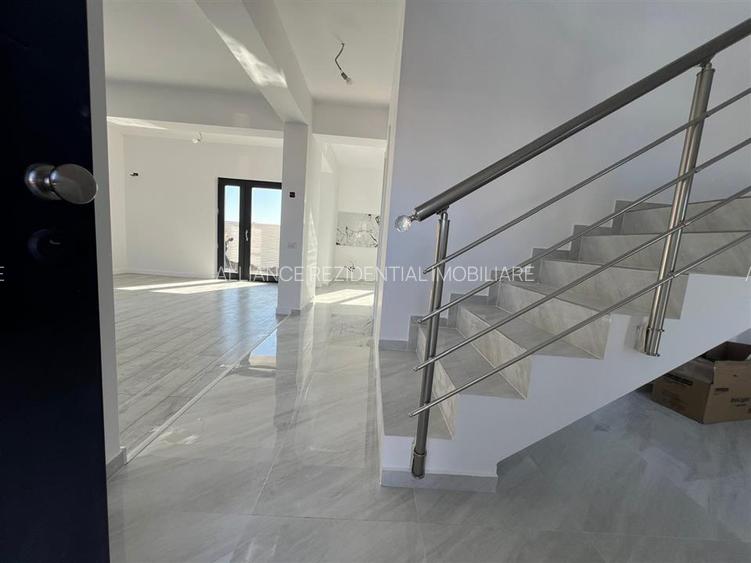 Vila individuala/ 4 camere /3 bai teren 350mp - 7