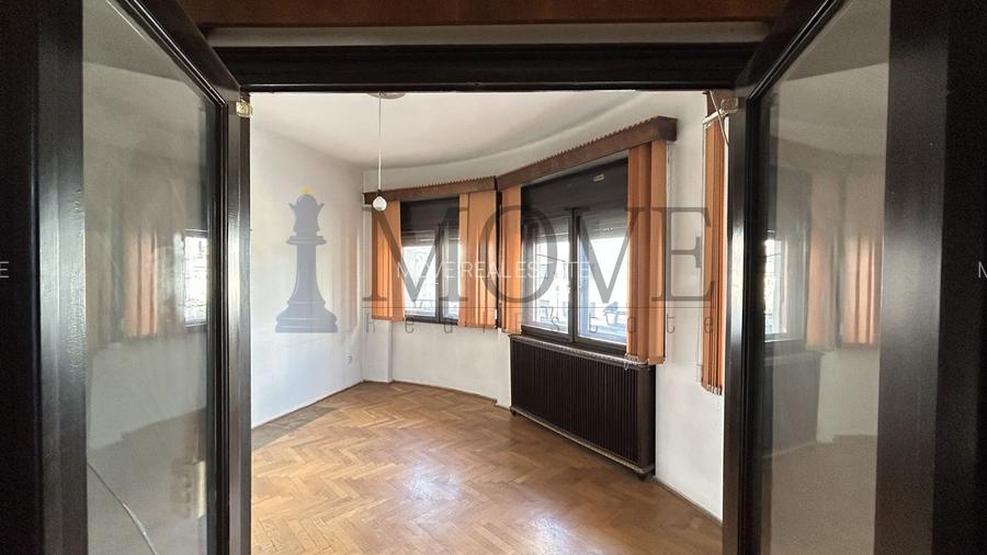 Un apartament plin de emoție in imobil istoric - 2