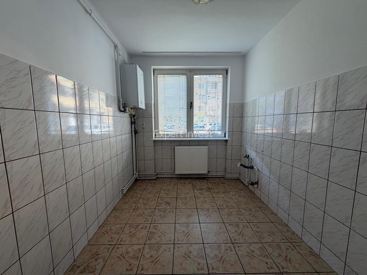 Apartament 2 camere - parter - Central - Vasile Milea - 6
