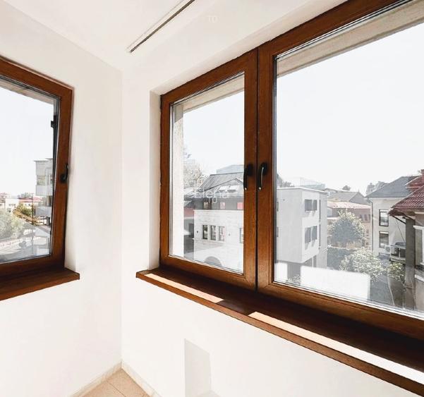 PROPRIETAR, VAND apart. Duplex in Cotroceni(G. Botanica) S. constr 175 mp; garaj - 4