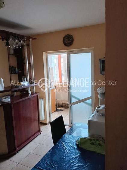 Inel 2 ( cod 12 ), 3 camere semidecomandat et 1/4 - 5