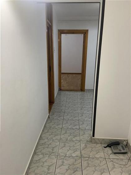 Apartament 3 camere Focsani ,zona strada Bucegi - Policlinica 2, etaj 1 3 , 2