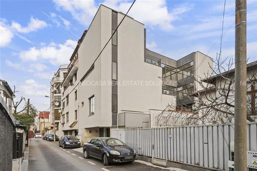 IMOBIL DOROBANTI //570 MP TOTAL // 4 LOCURI DE PARCARE - 3