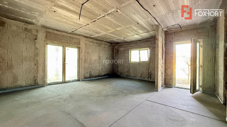 Duplex cu 3 camere si 2 bai pe parter, zona Albina - 4